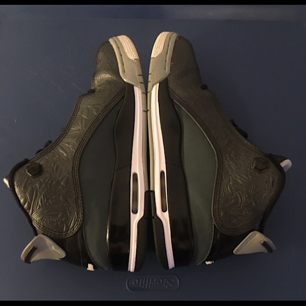 Black Jordan 5Y